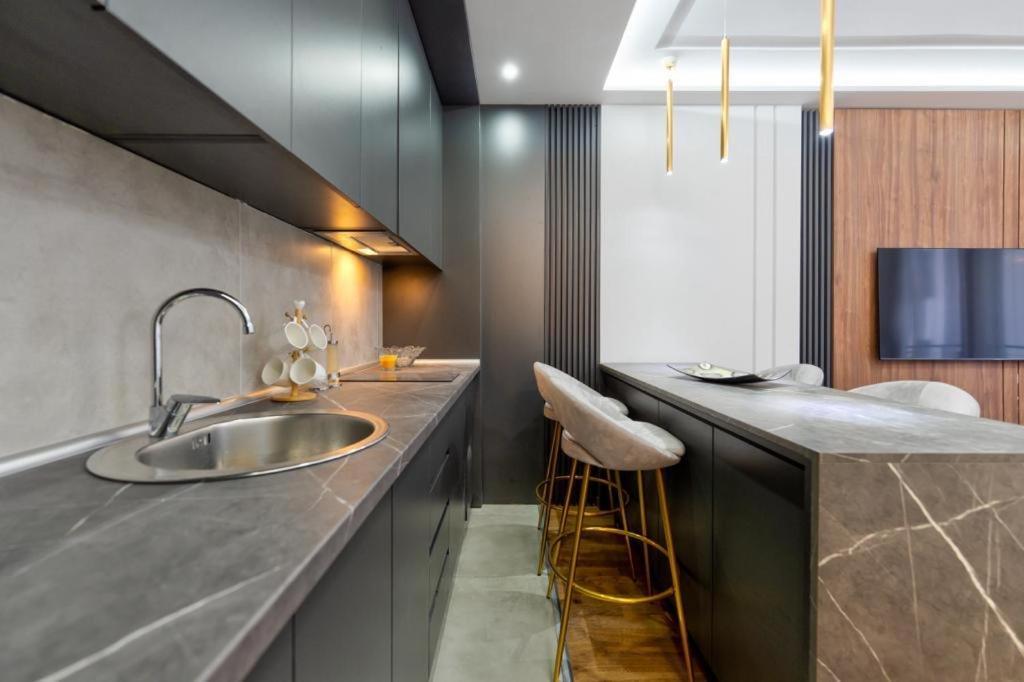 Mans Lux 8 Apartman Zlatibor Esterno foto